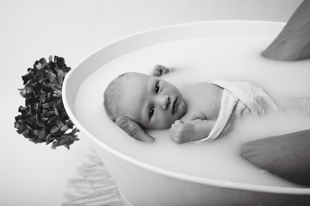 photo naissance bain de lait mayenne